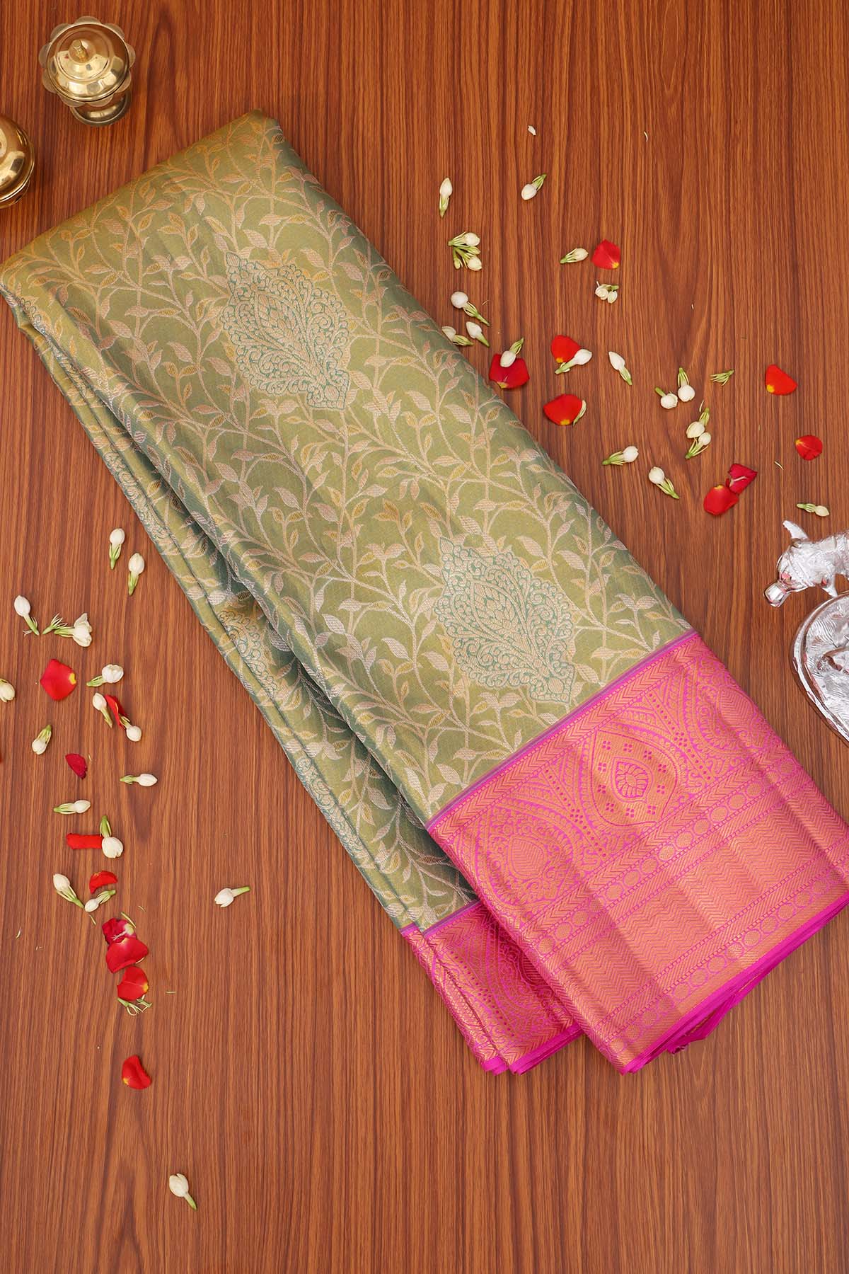 Gold Pink Contrast Kanchipuram Silk Saree