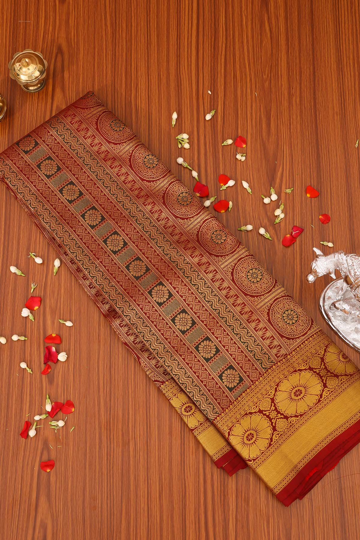 Bridal Red Gold Kanchipuram Silk Saree
