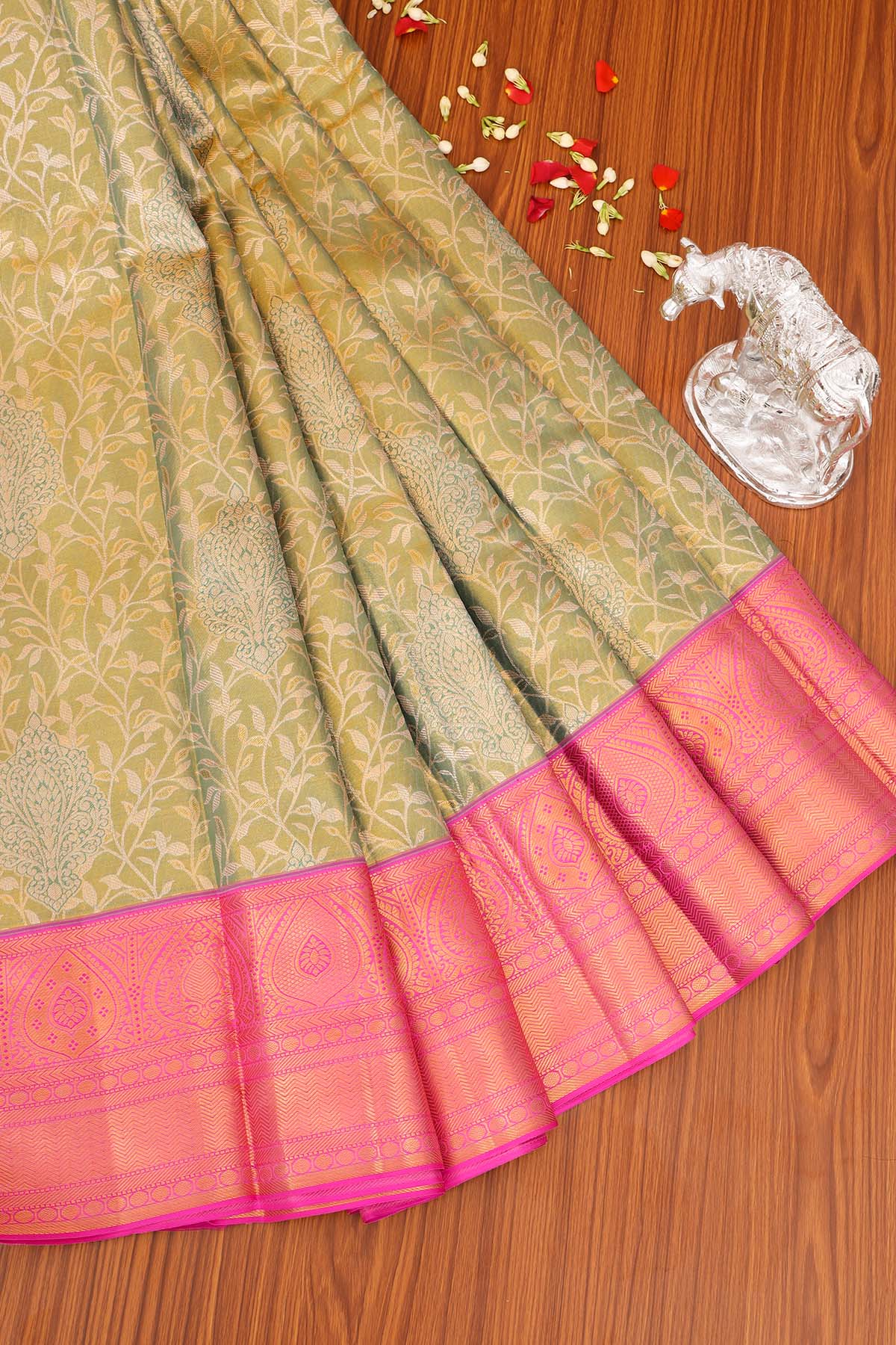Gold Pink Contrast Kanchipuram Silk Saree